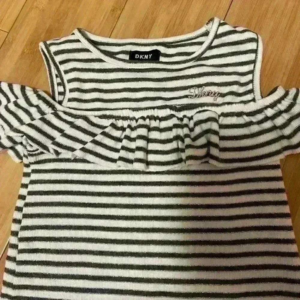 DKNY Girls Knit Striped Cold Shoulder Top Size Medium